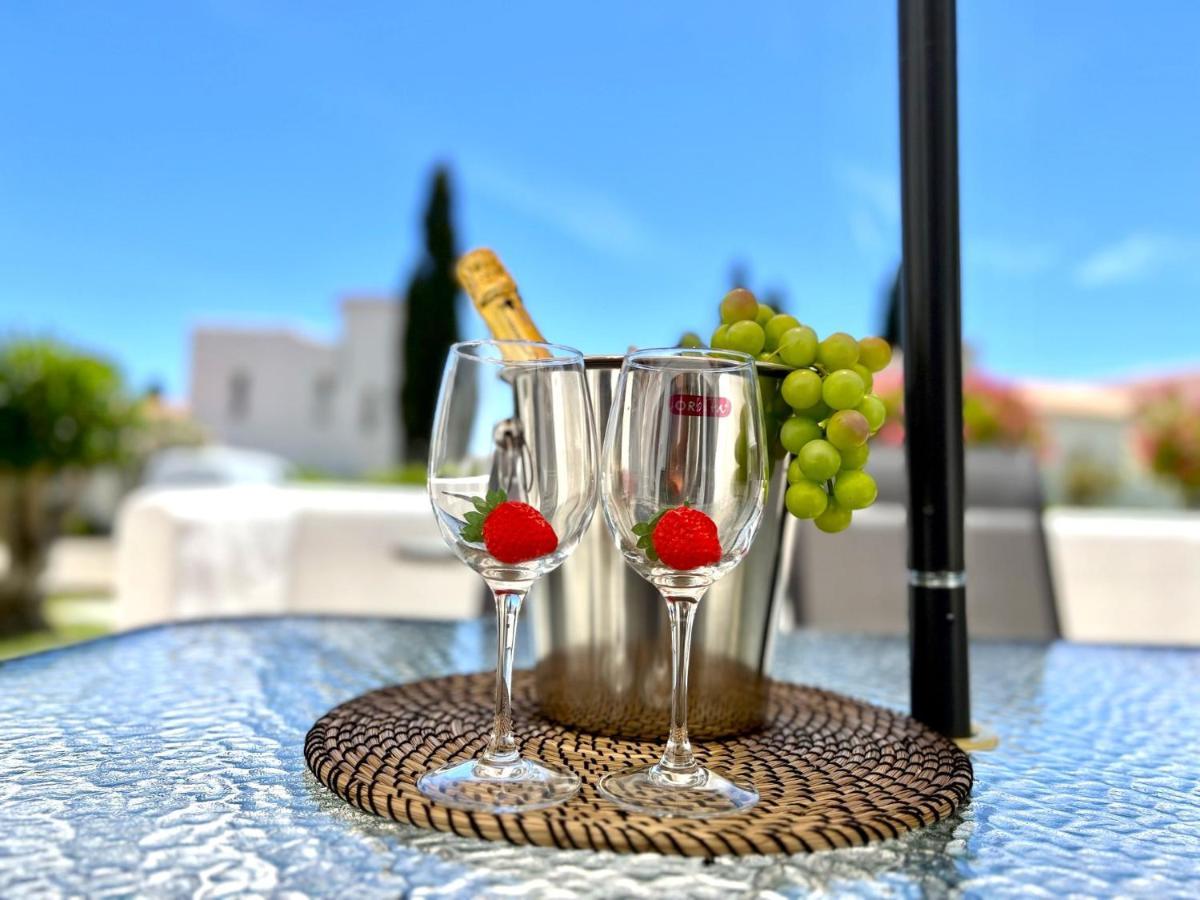 Appartement Armacao De Pera Twins 3 With Pool By Homing Extérieur photo