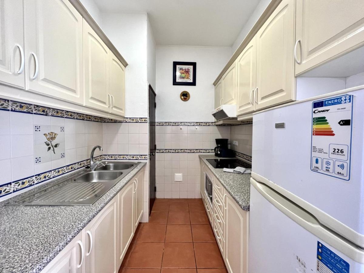 Appartement Armacao De Pera Twins 3 With Pool By Homing Extérieur photo